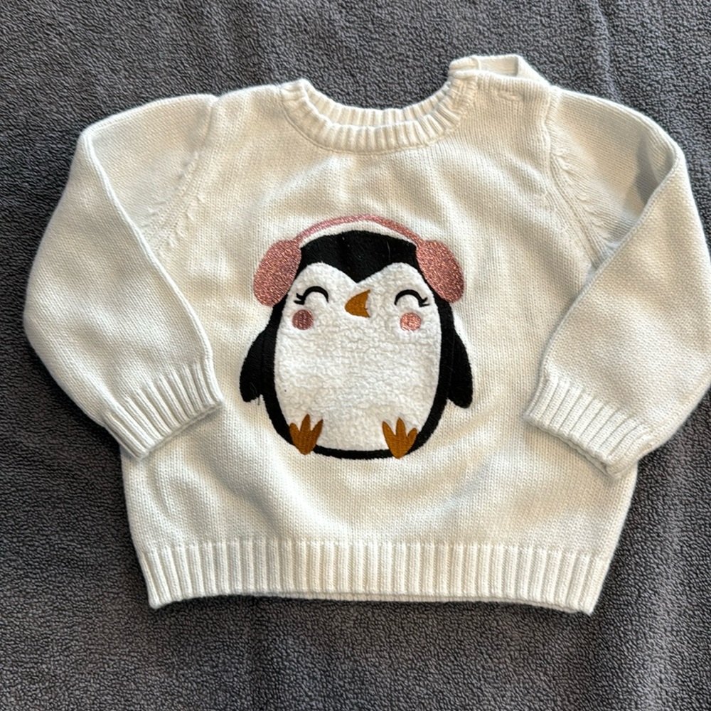 6-12m knit penguin sweater